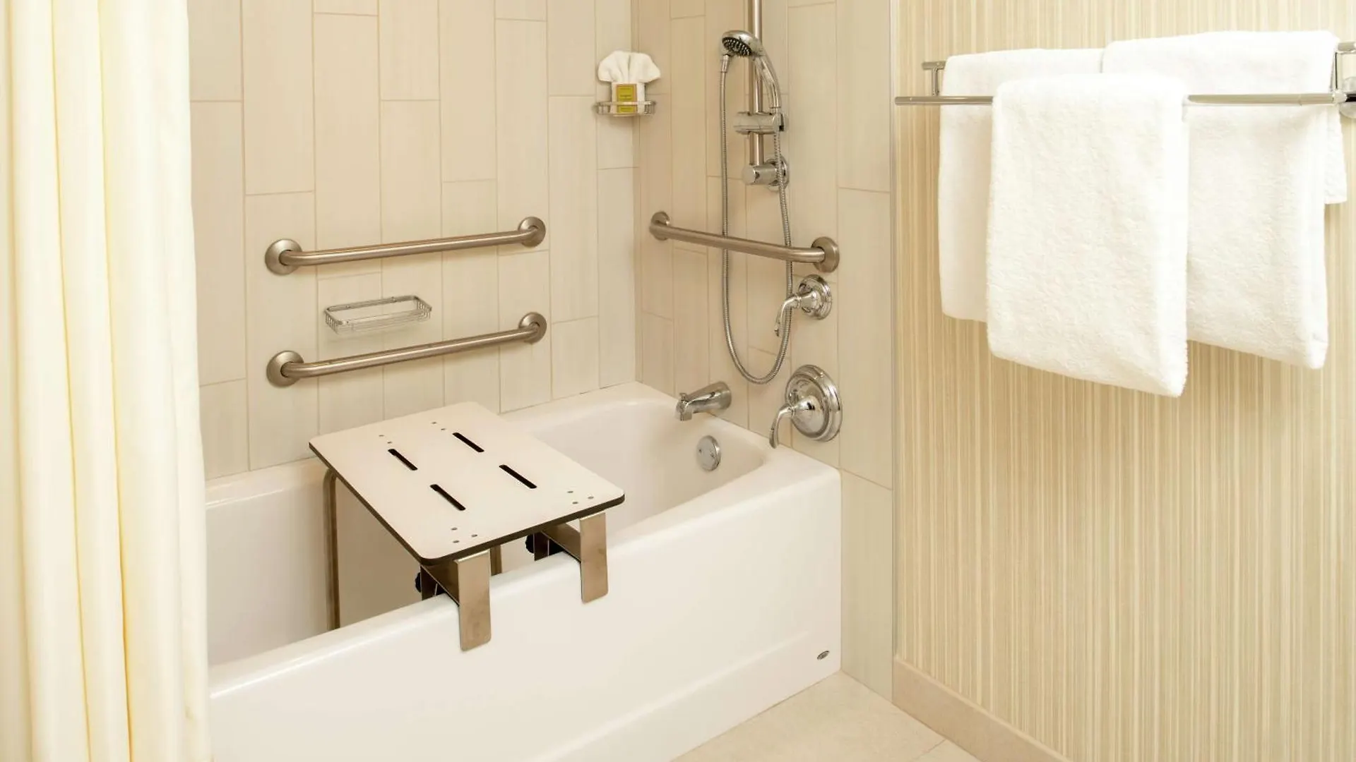*** Hotel Doubletree Suites By Hilton Seattle Airport/Southcenter Tukwila United States