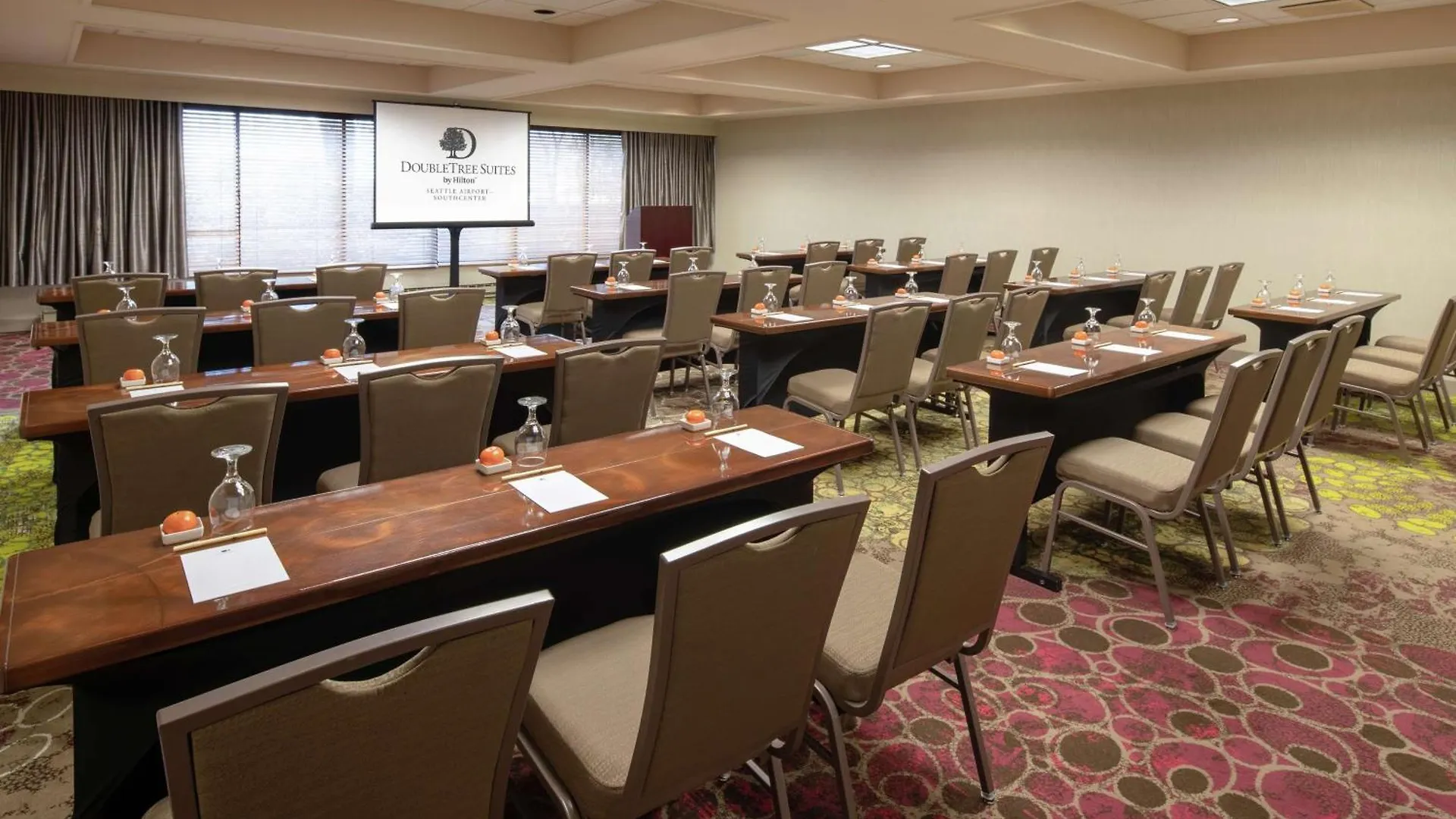 Doubletree Suites By Hilton Seattle Airport/Southcenter Tukwila 3*,  United States