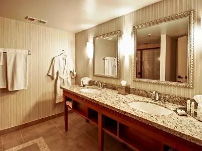 Doubletree Suites By Hilton Seattle Airport/Southcenter Tukwila Hotel