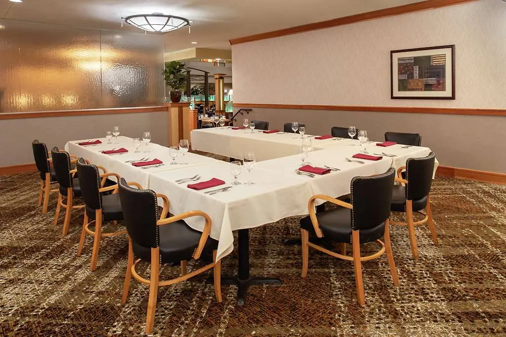 Doubletree Suites By Hilton Seattle Airport/Southcenter Tukwila 3*,